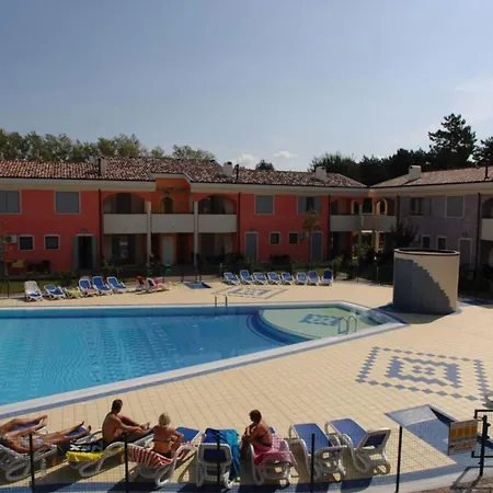 Apartment Comfy Flat In A Newly Built Village Bibione