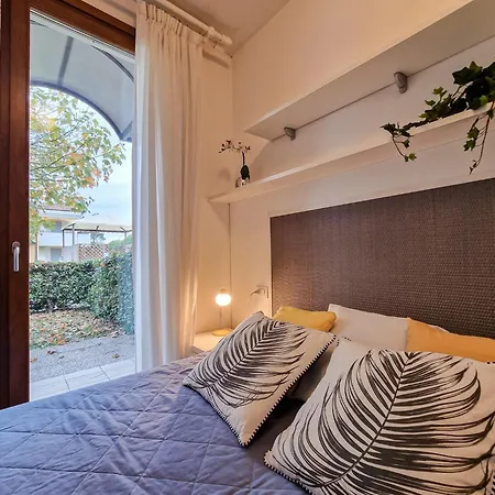 Comfy Flat In A Newly Built Village Apartment *